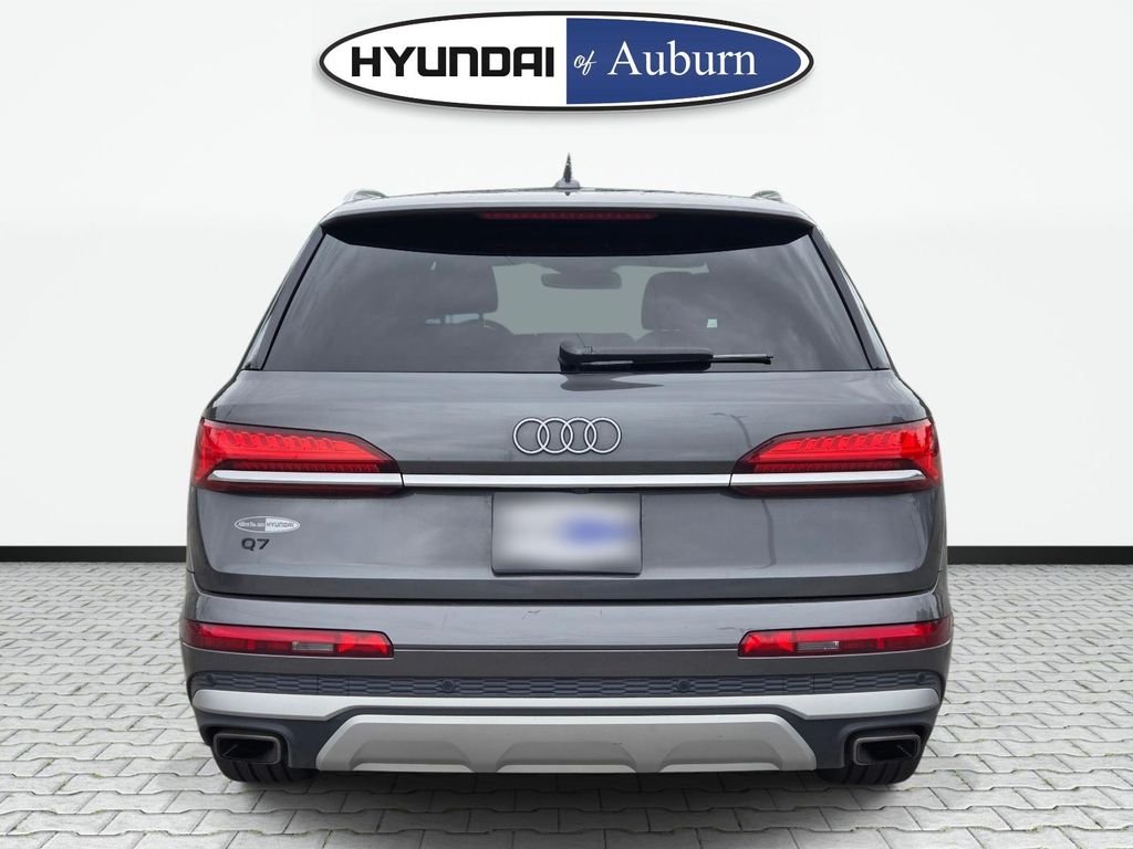 Used 2025 Gray Audi Premium Plus image 5