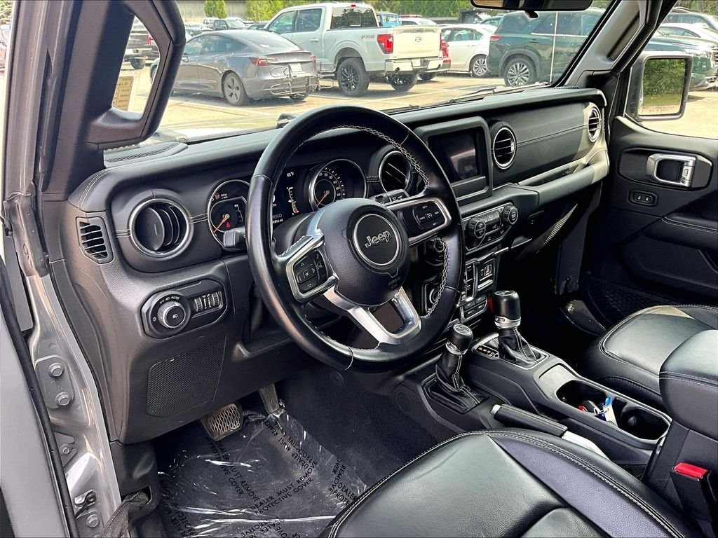 Used 2021 Sting-Gray Clearcoat Jeep Unlimited Sahara image 8