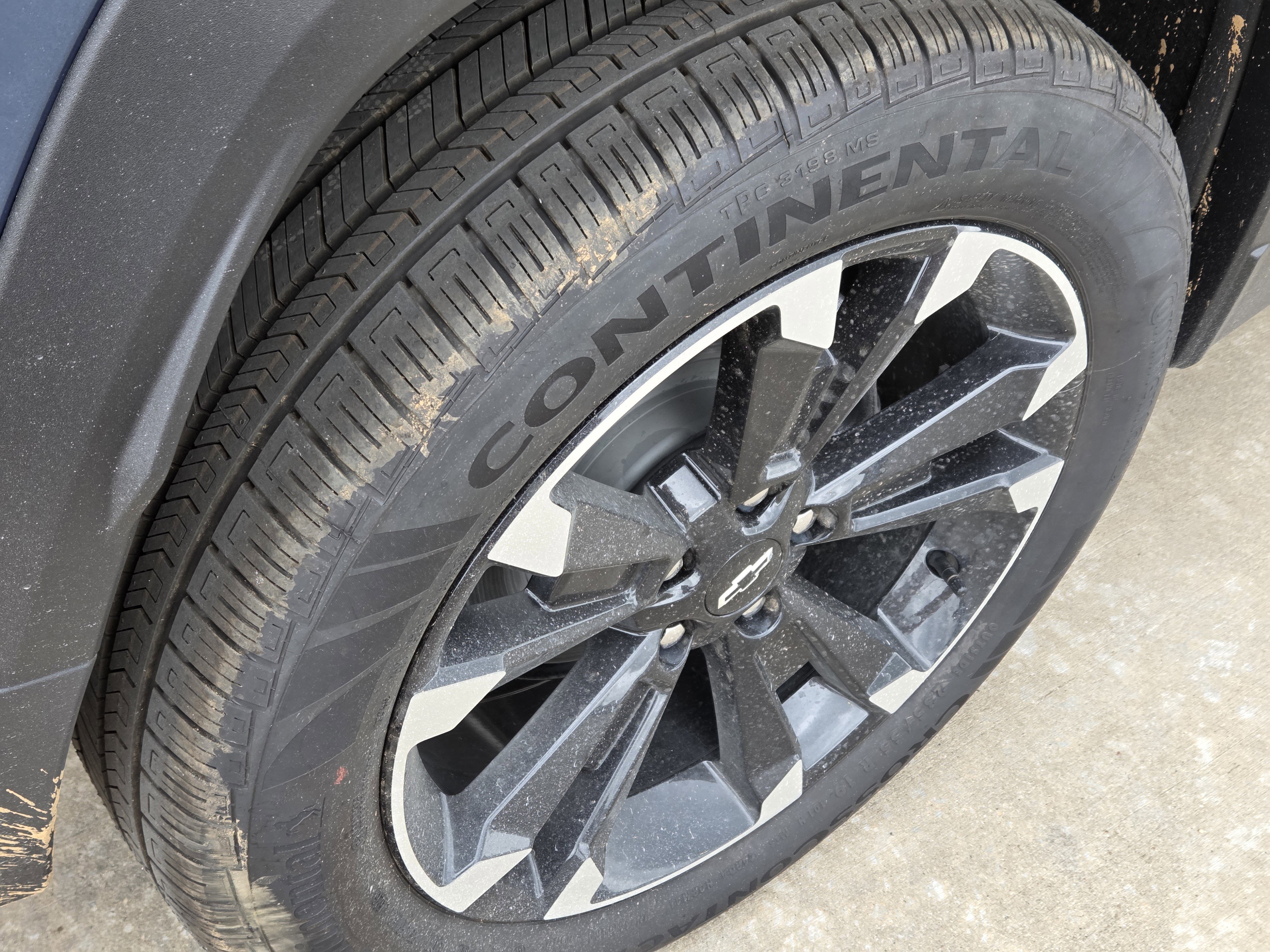 New 2026 Lakeshore Blue Metallic Chevrolet FWD RS image 6