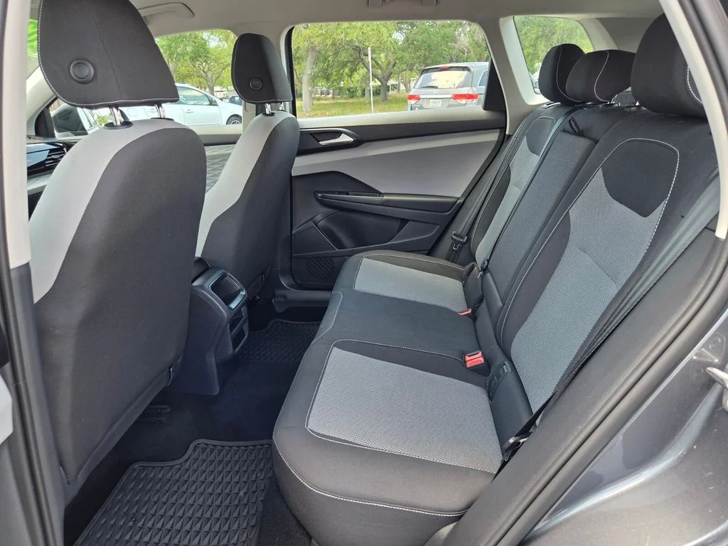 Used 2022 Gray Volkswagen 1.5T S image 13