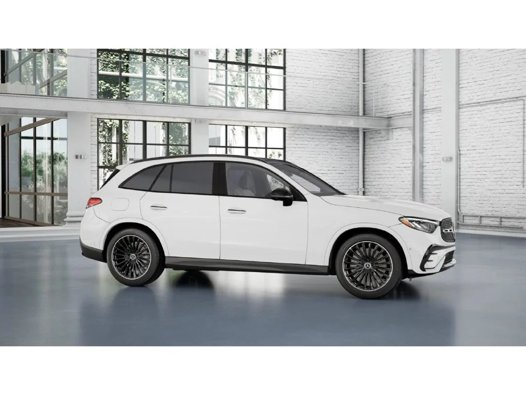 New 2027 White Mercedes-Benz GLC 300 image 14