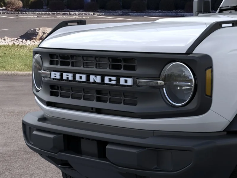 New 2026 Oxford White Ford Base image 19