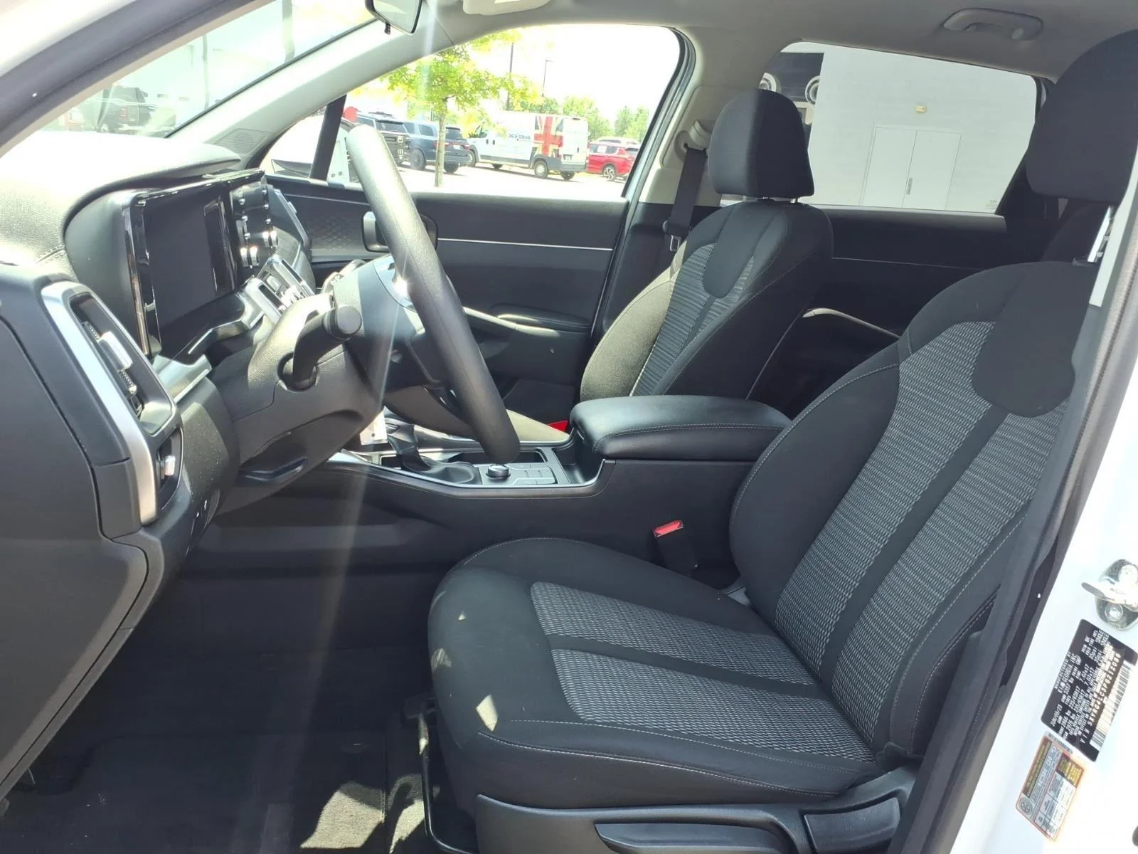 Used 2023 Glacial White Pearl Kia LX image 17