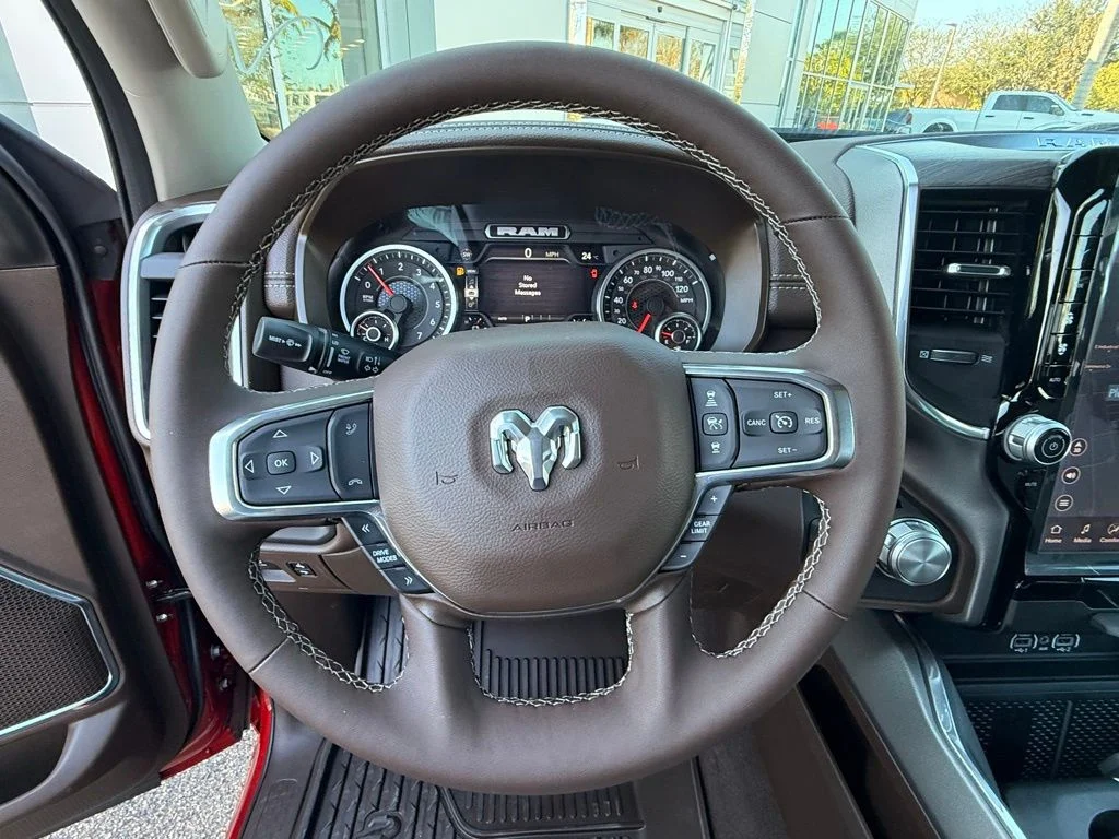 New 2026 Molten Red Pearl-Coat Exterior Paint RAM Laramie image 23