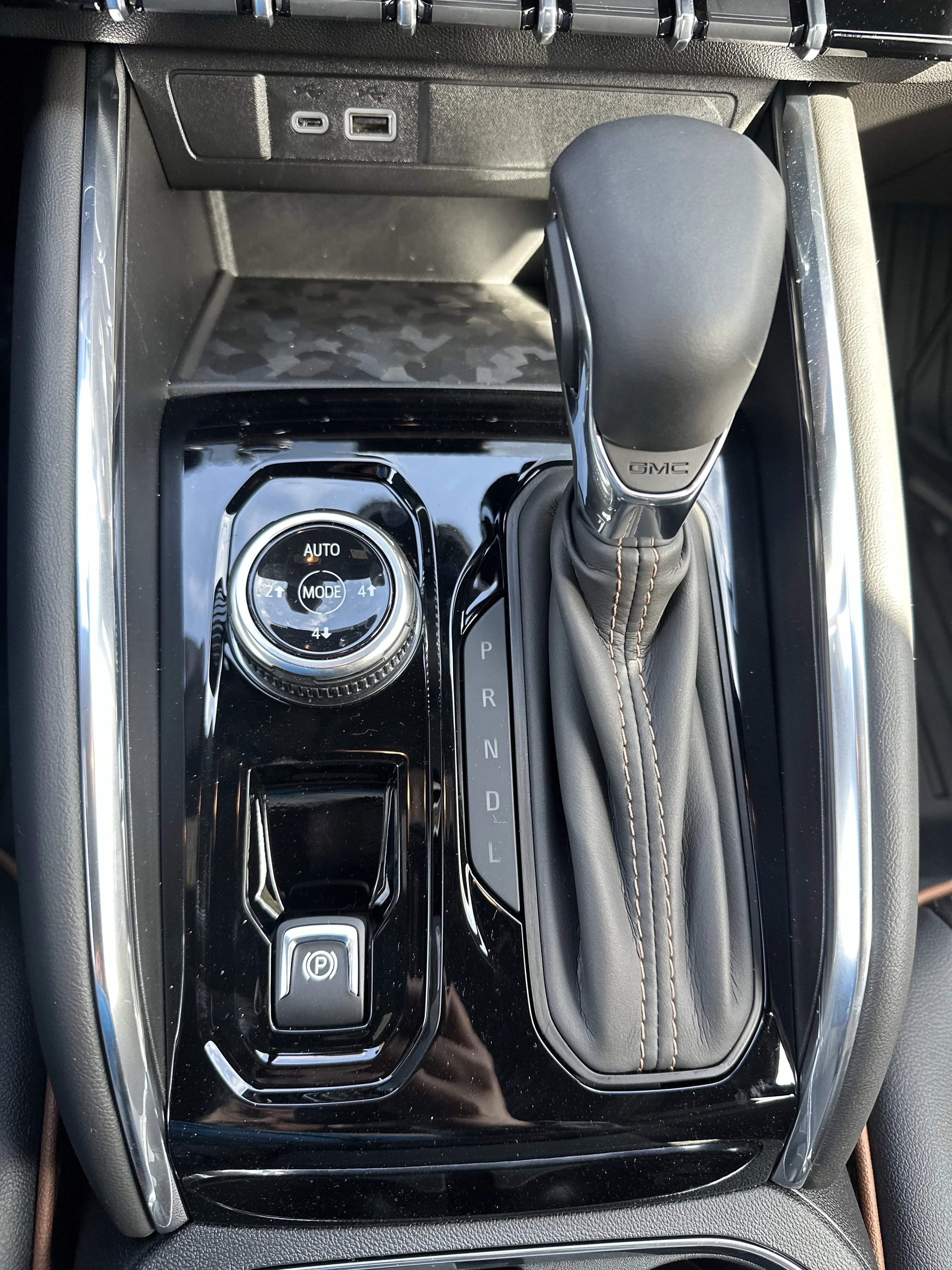 New 2026 Onyx Black GMC AT4 image 16