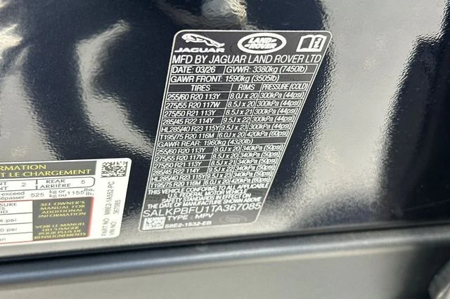 New 2026 Constellation Blue Ultra Metallic Gloss Land Rover SE image 27