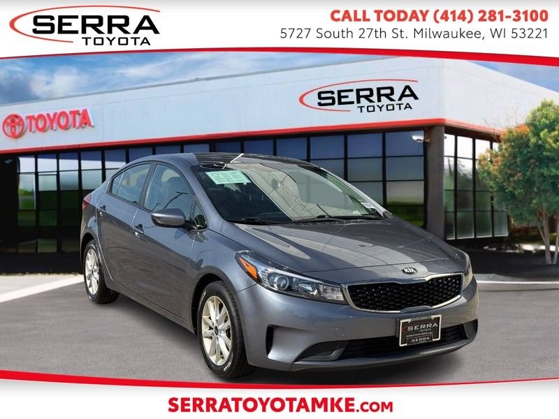 2017 Kia Forte S AT's photo