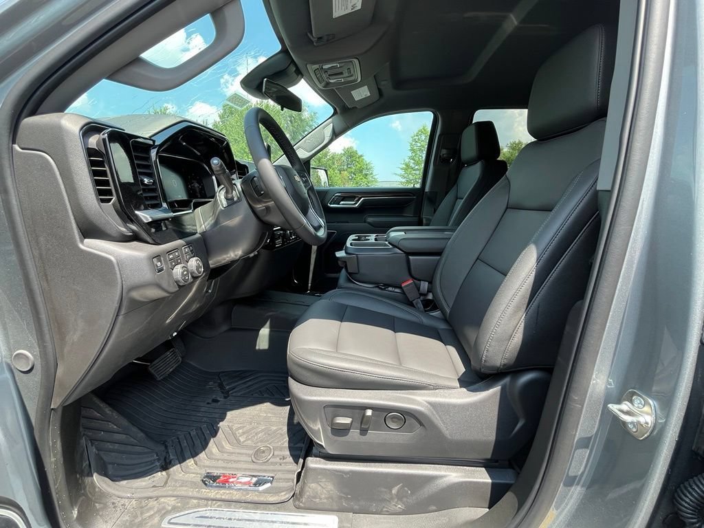 New 2026 Sterling Gray Metallic Chevrolet LT image 8