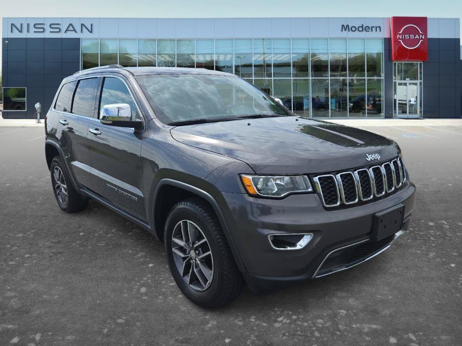 Used 2017 Granite Crystal Metallic Clearcoat Jeep Limited image 6