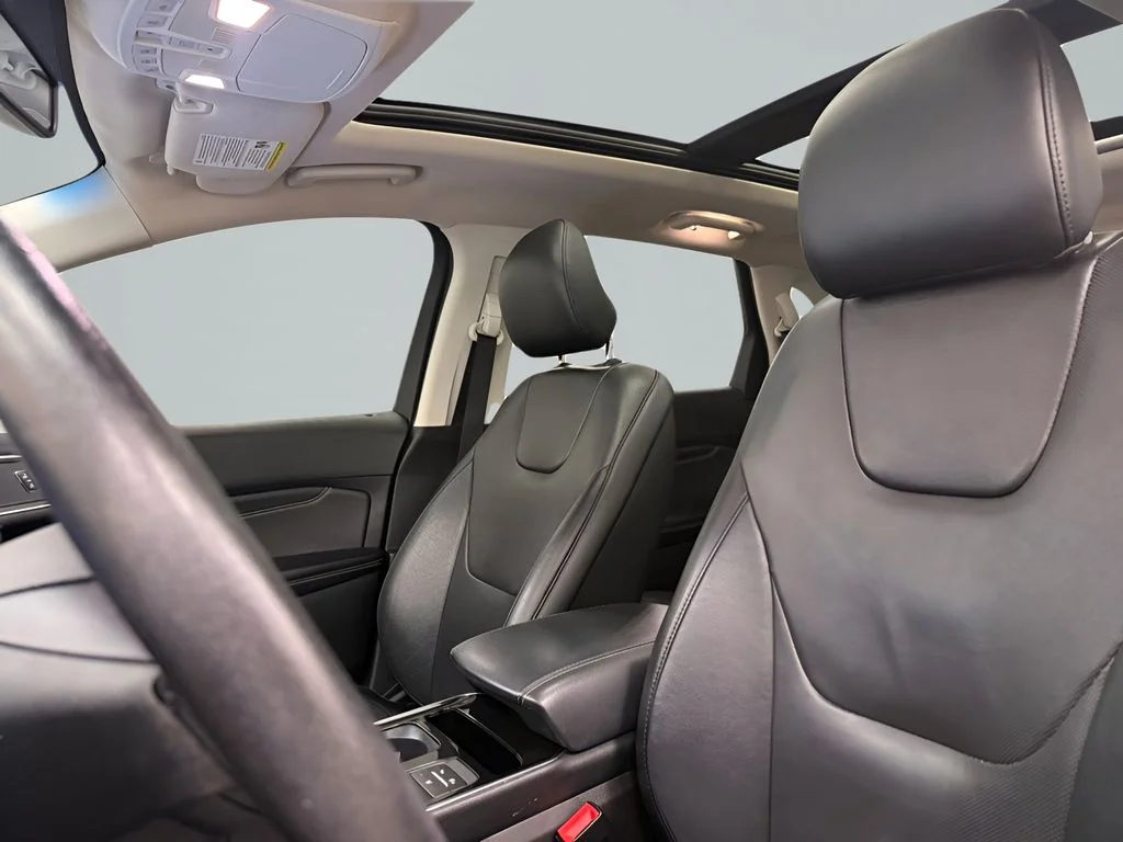 Used 2019 White Ford Titanium image 10
