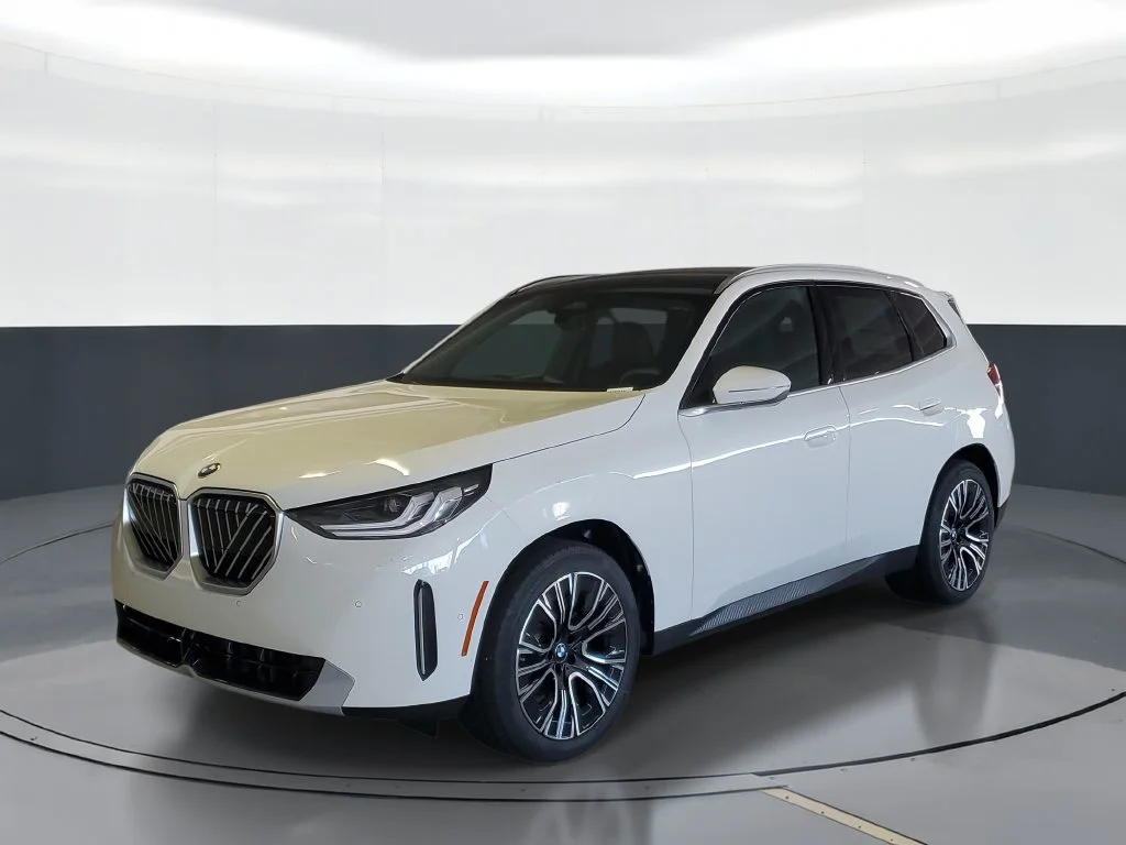 New 2026 Alpine White BMW 30 xDrive image 1