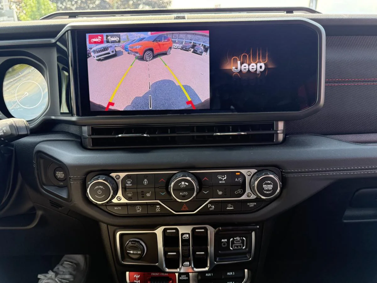 New 2026 reign (pht) Jeep Rubicon X image 19