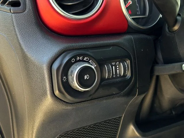 Used 2019 Black Jeep Unlimited Rubicon image 31