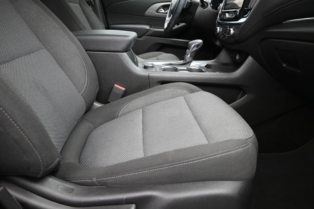 Used 2024 Black Chevrolet LT Cloth image 25