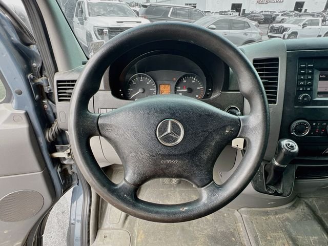 Used 2018 Gray Mercedes-Benz Cargo 144 WB image 9