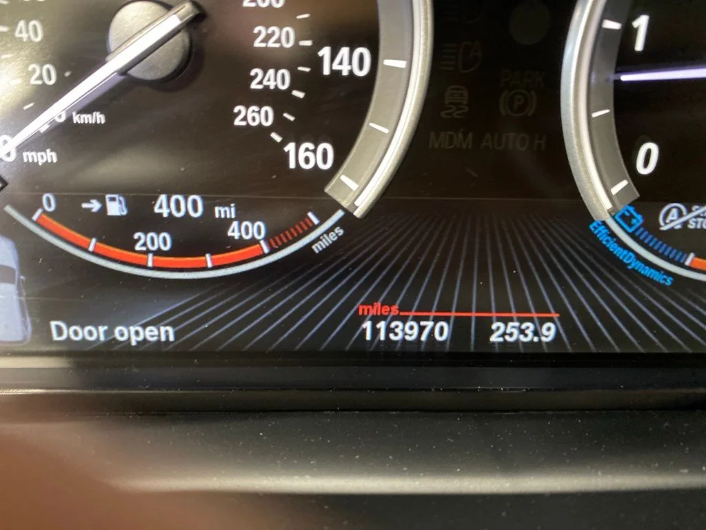 Used 2015  BMW xDrive35d image 10