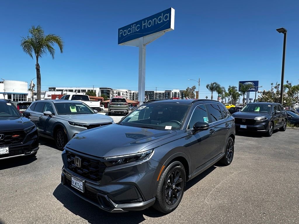 Used 2024  Honda Sport-L image 2