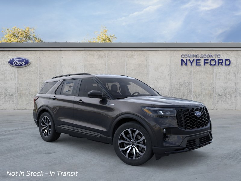 New 2026 Agate Black Metallic Ford ST-Line image 3