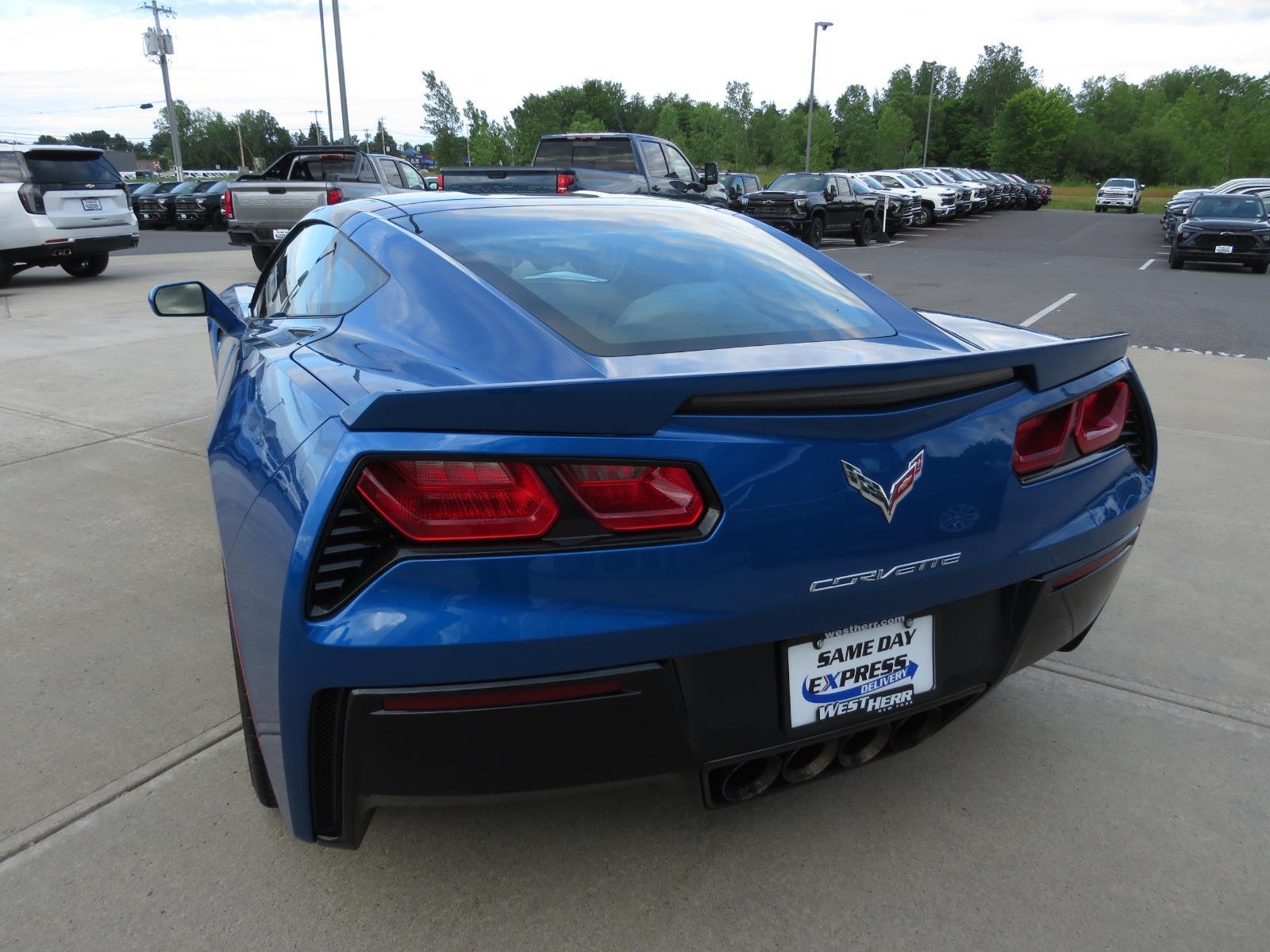 Used 2015  CHEVROLET  image 12