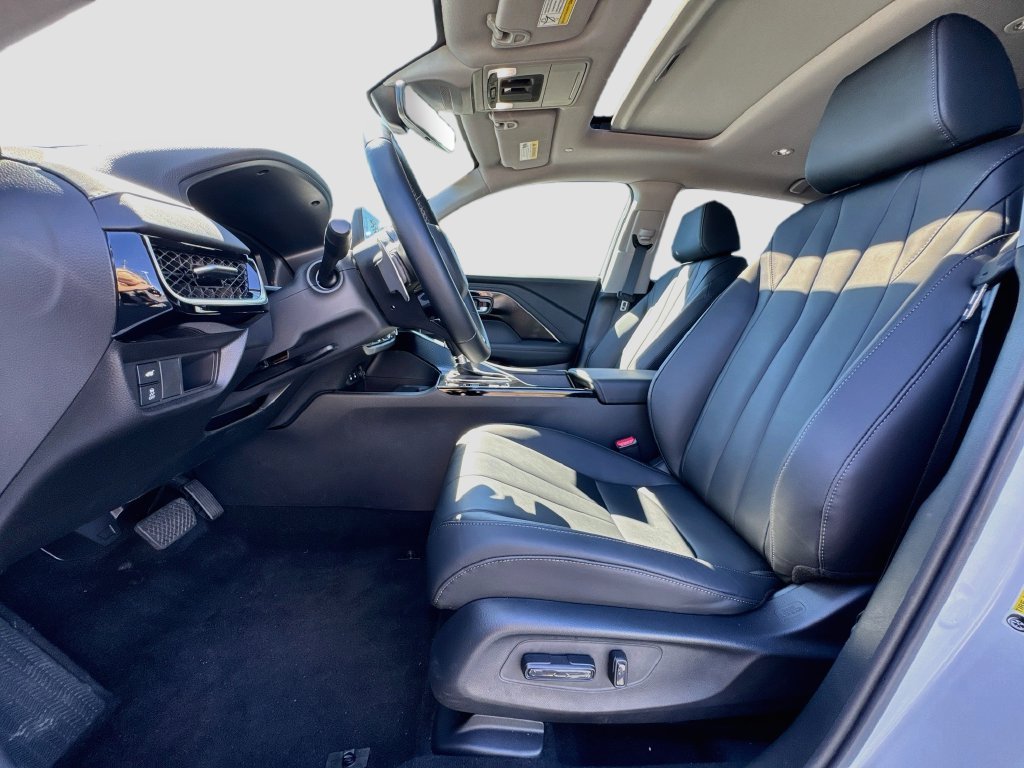 Used 2026  Acura Base image 25