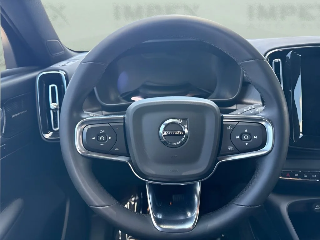 Used 2023 White Volvo Ultimate image 15