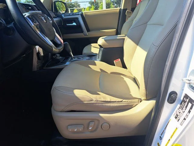 Used 2018 White Toyota SR5 Premium image 29