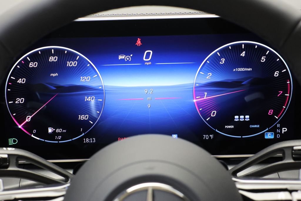 Used 2027 Graphite Grey Metallic Mercedes-Benz GLC 300 image 23