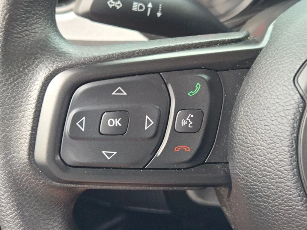 Used 2025 Green Jeep Sport image 22