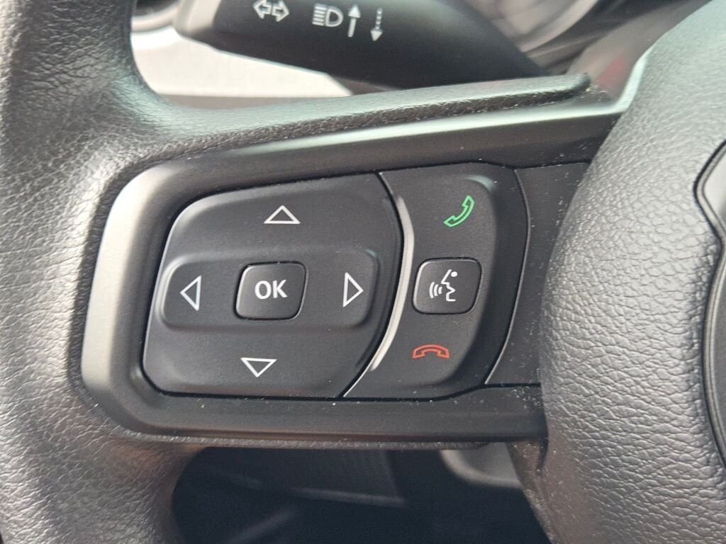 Used 2025 Green Jeep Sport image 22