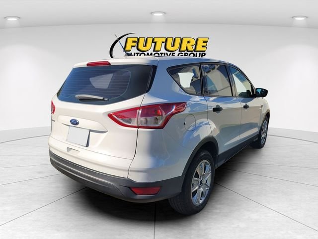 Used 2016 White Ford S image 3