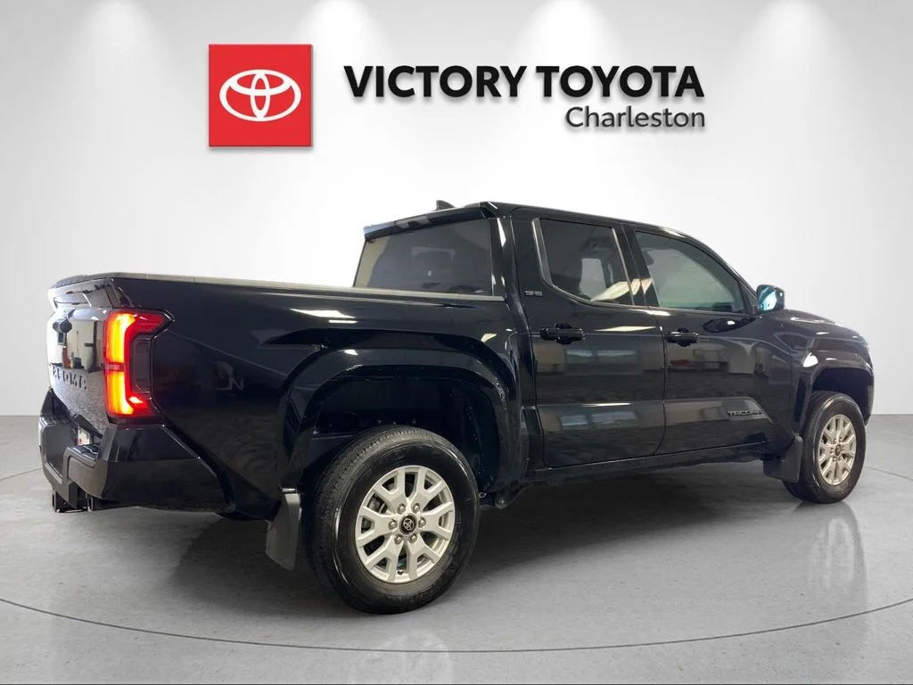 Used 2025 Black Toyota SR5 image 7