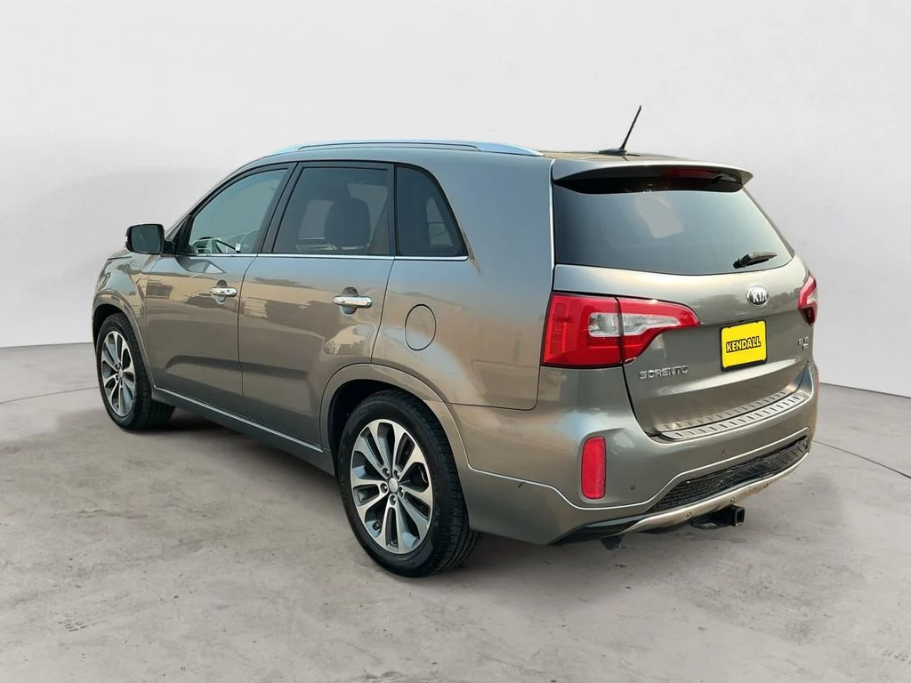 Used 2014 Silver Kia SX image 7