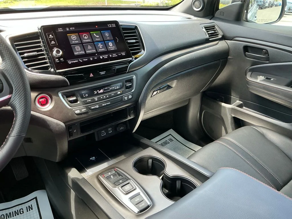Used 2025  Honda TrailSport image 48