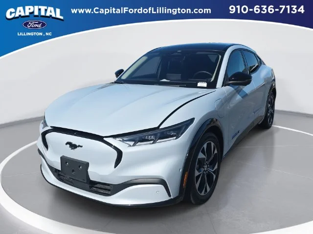 Used 2023 White Ford Premium image 1
