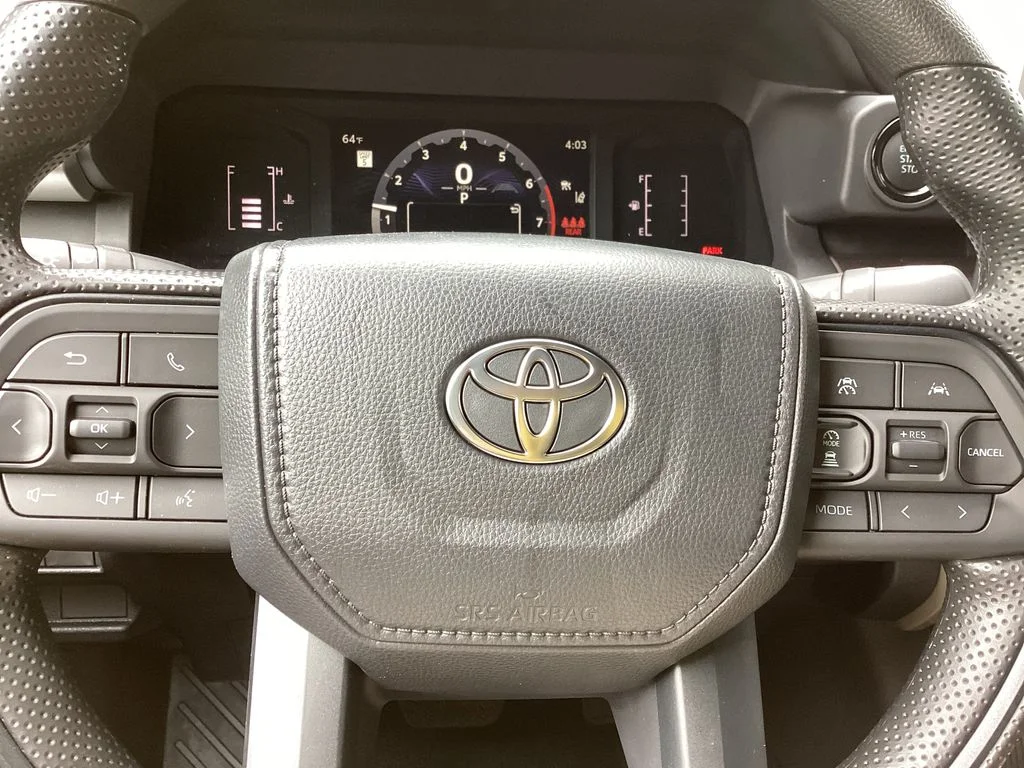 2025 Toyota Tacoma SR5 - Photo 20