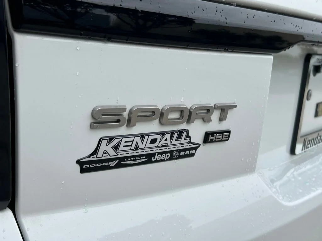 Used 2021 White Land Rover HSE Silver Edition image 37