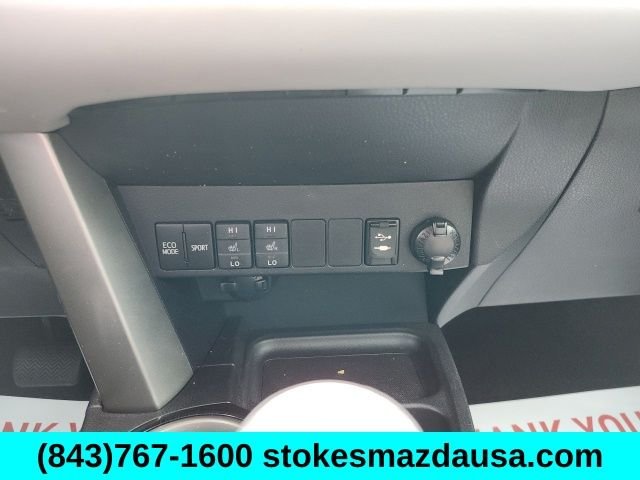 Used 2018 Red Toyota Limited image 35