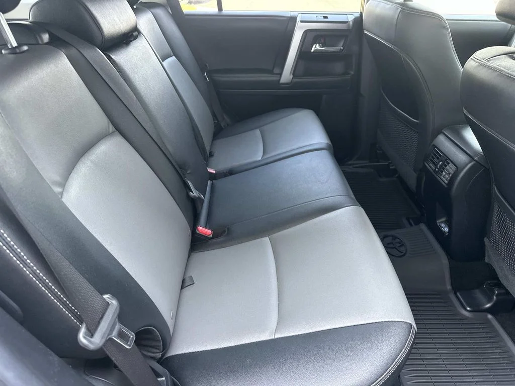 Used 2024  Toyota SR5 Premium image 13
