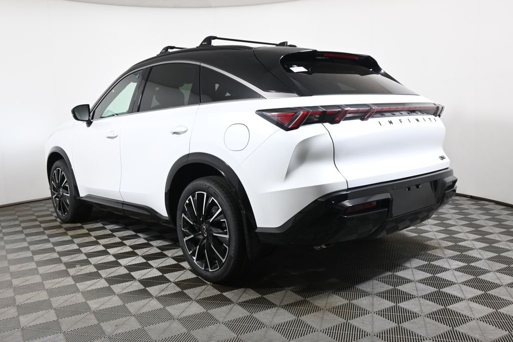 New 2027 2T RAD WHT INFINITI Autograph AWD image 5