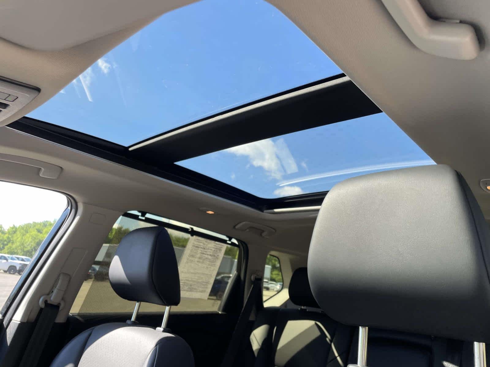 Certified Used 2025 Super Black Nissan SV image 3