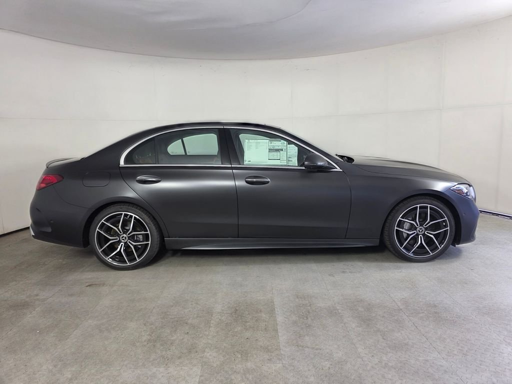 New 2026 MANUFAKTUR exclusive graphite grey magno Mercedes-Benz C 300 image 3