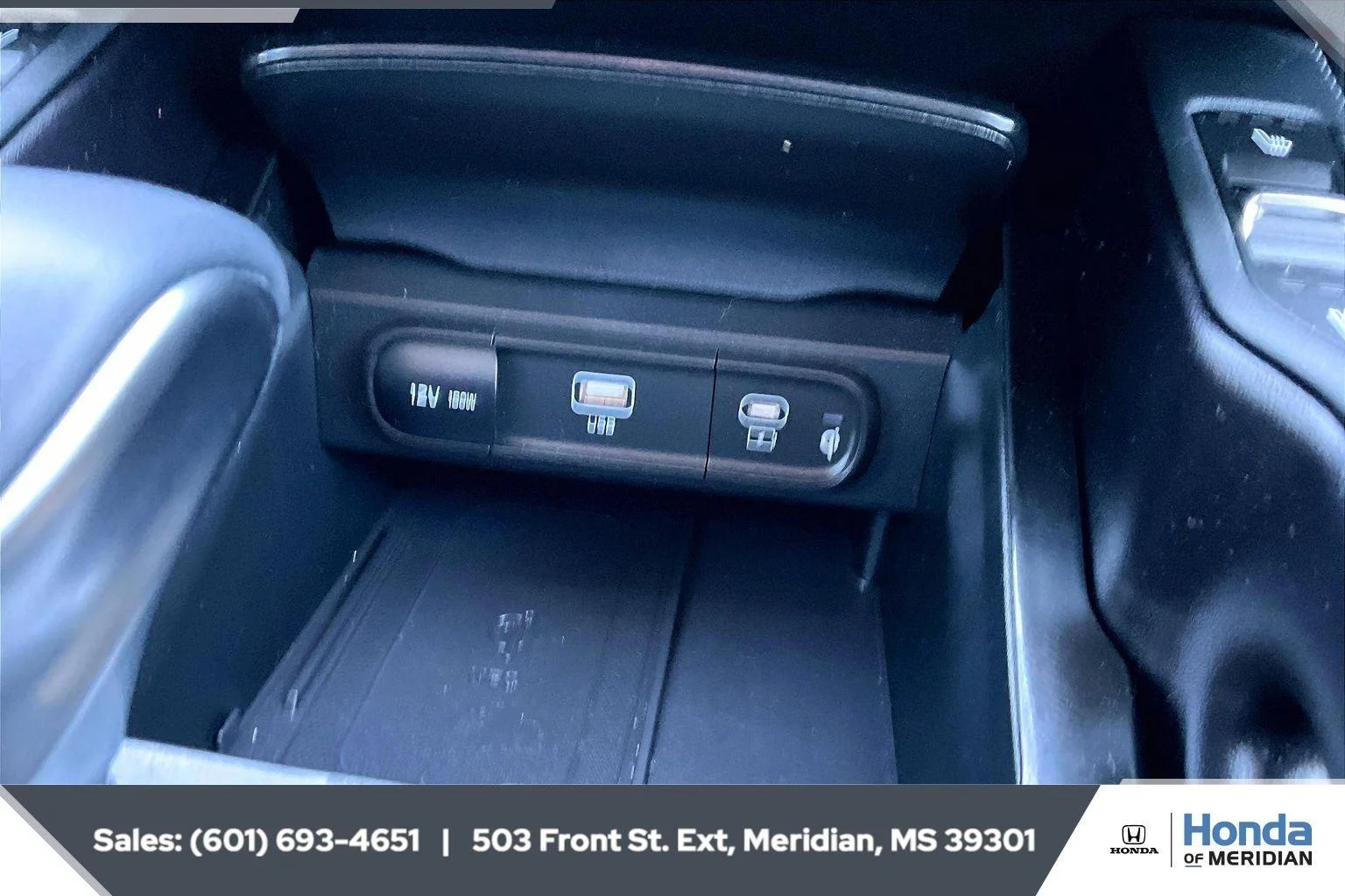 Used 2025 Everlasting Silver Kia SX image 24