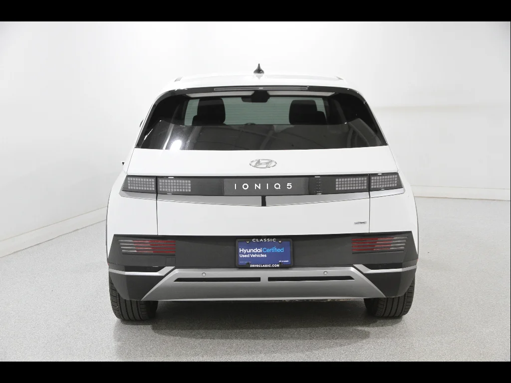 Certified Used 2024 Atlas White Hyundai SEL image 22