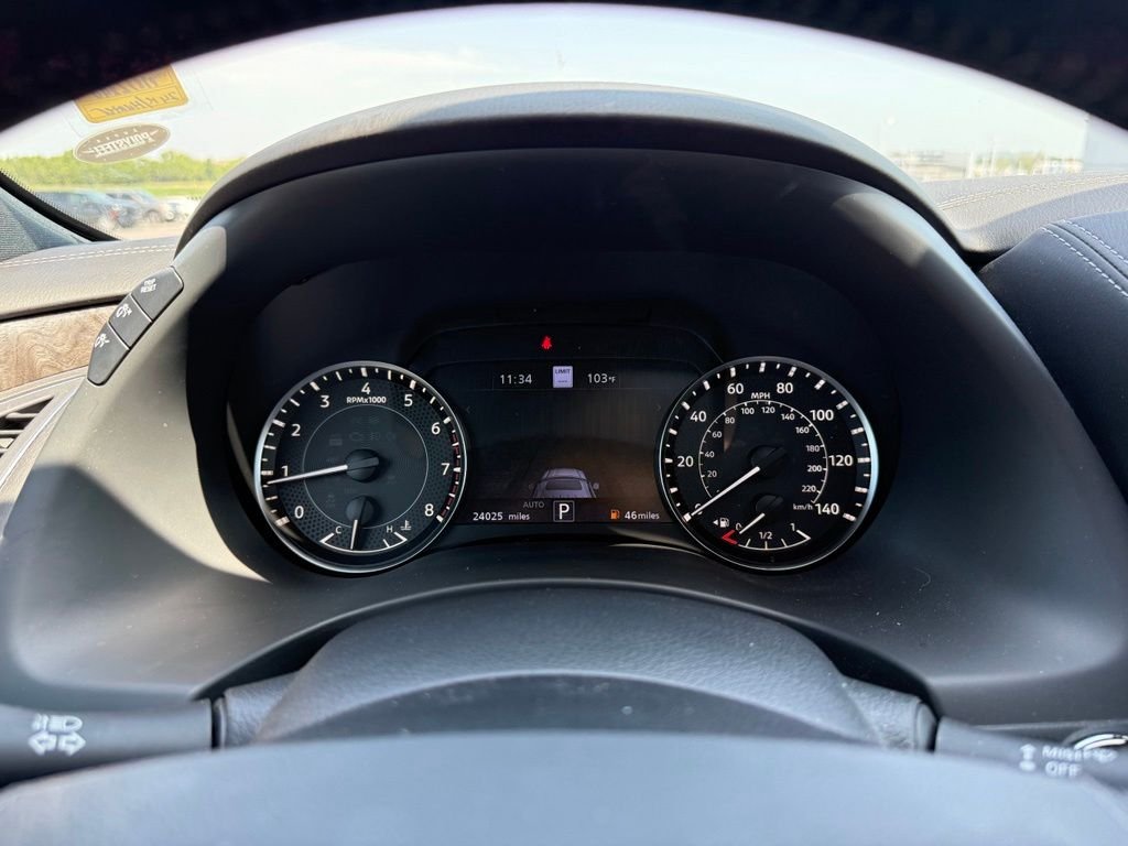 Used 2023 White Nissan Platinum image 11