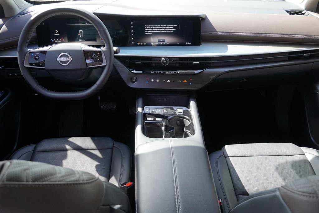 Used 2025 Black Nissan Platinum image 12