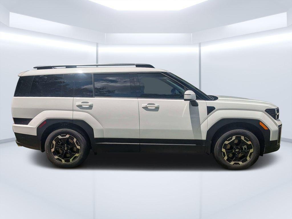 New 2027 White Hyundai SEL AWD image 2