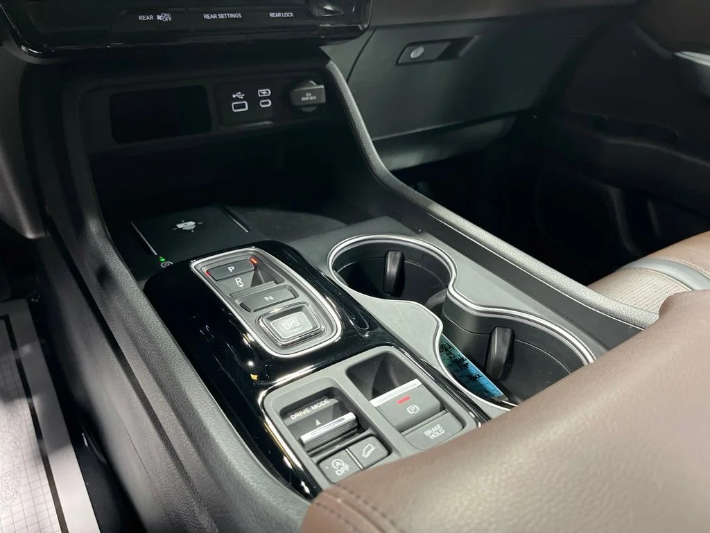 2023 Honda Pilot Elite - Photo 27