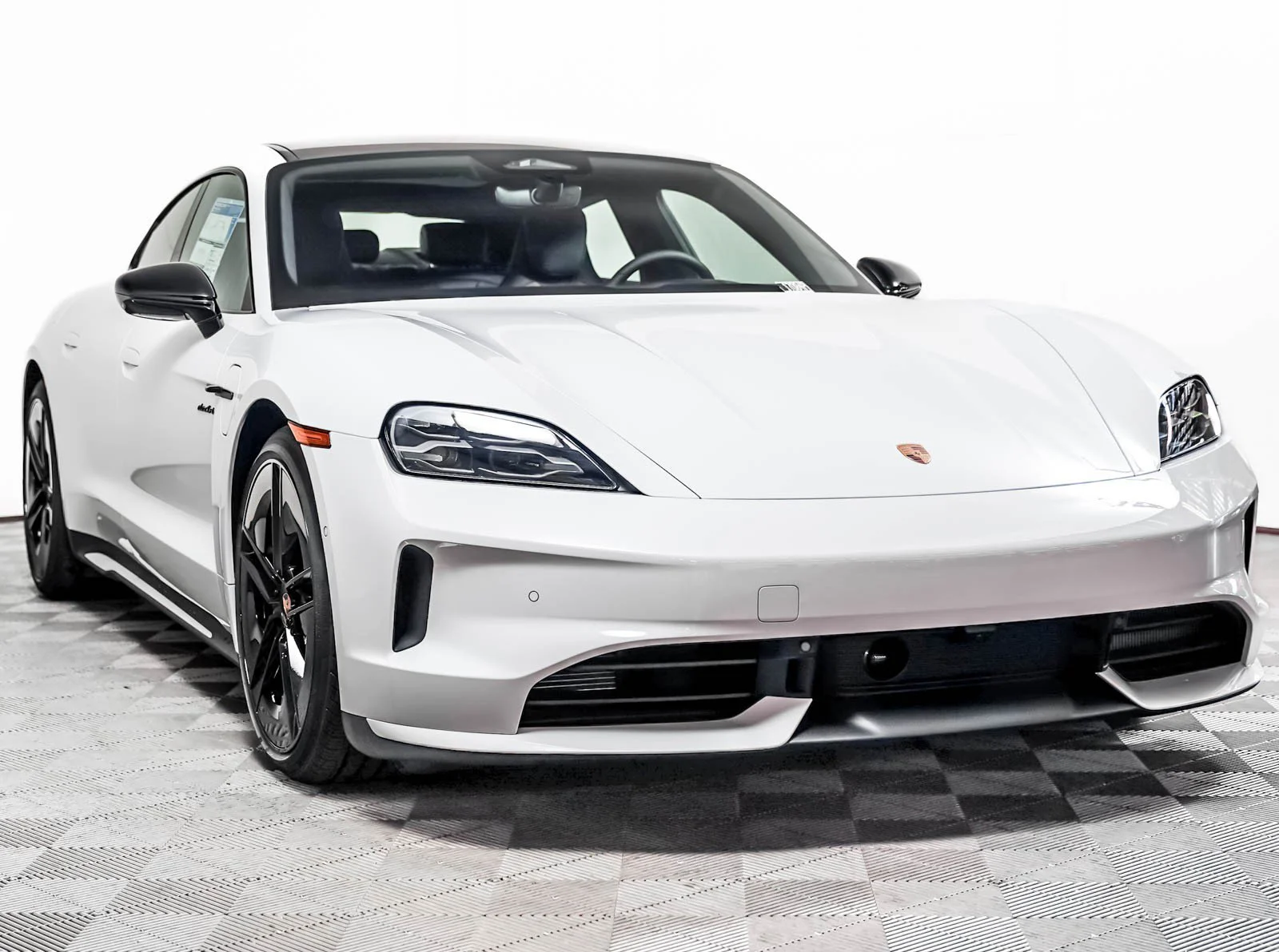 New 2026 White Porsche 4 Black Edition image 8