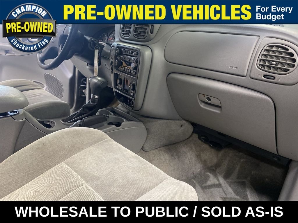 Used 2006 Graystone Metallic Chevrolet LS image 30