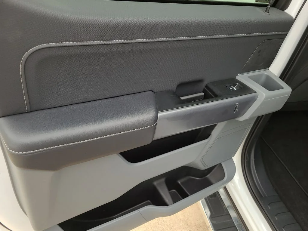 Used 2025 White Ford XLT image 14